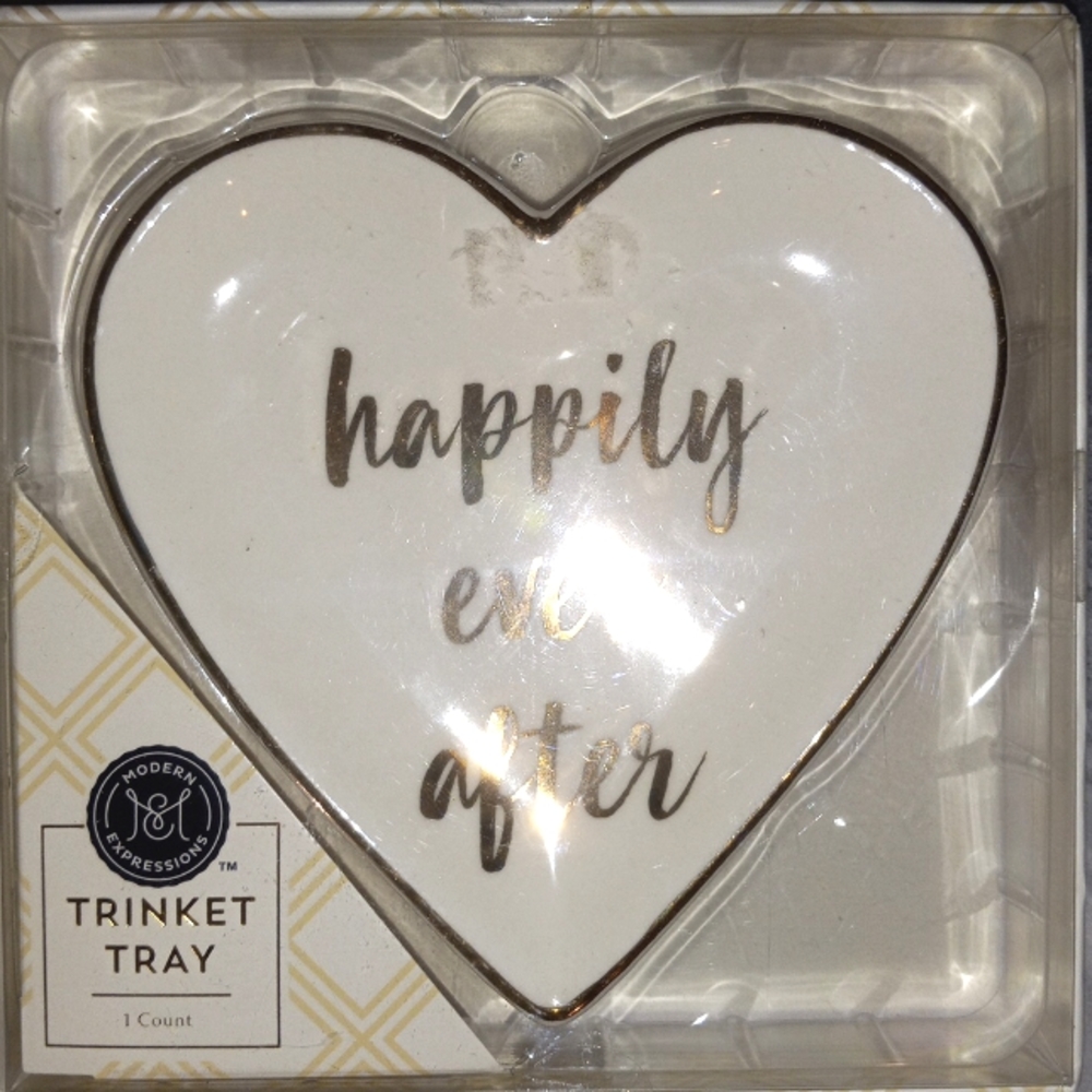 🍁Autumn Closeout SALE 25%🍂🛍Modern Expressions Trinket Tray🛍